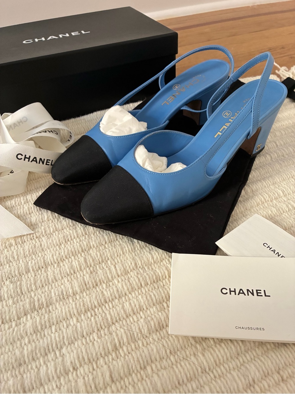 CHANEL - Blue & Black leather Slingback Pump - 39
